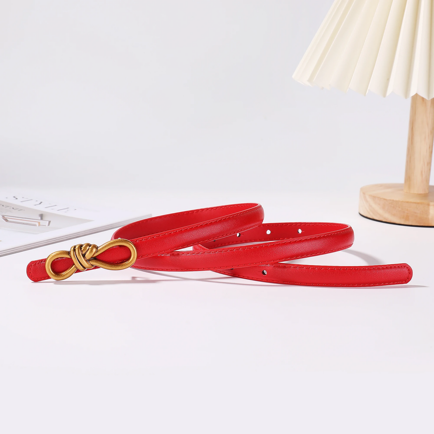 Belladonna Eleganz: Leder Knoten Gürtel