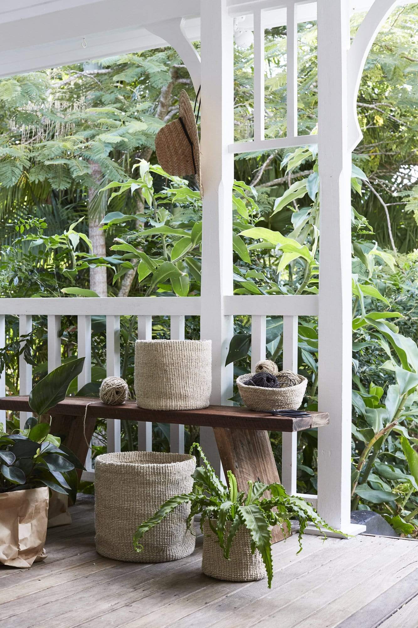 Elegantes Geflecht: Topf-Duo für stilvolle Akzente