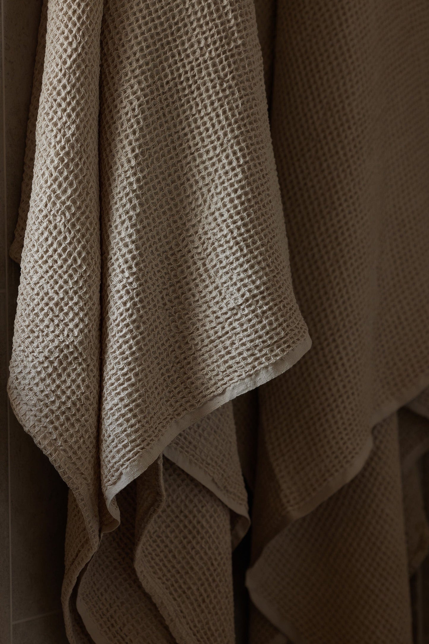 Exklusives Haferflocken-Badetuch – Handgewebte Eleganz für Ihr Bad