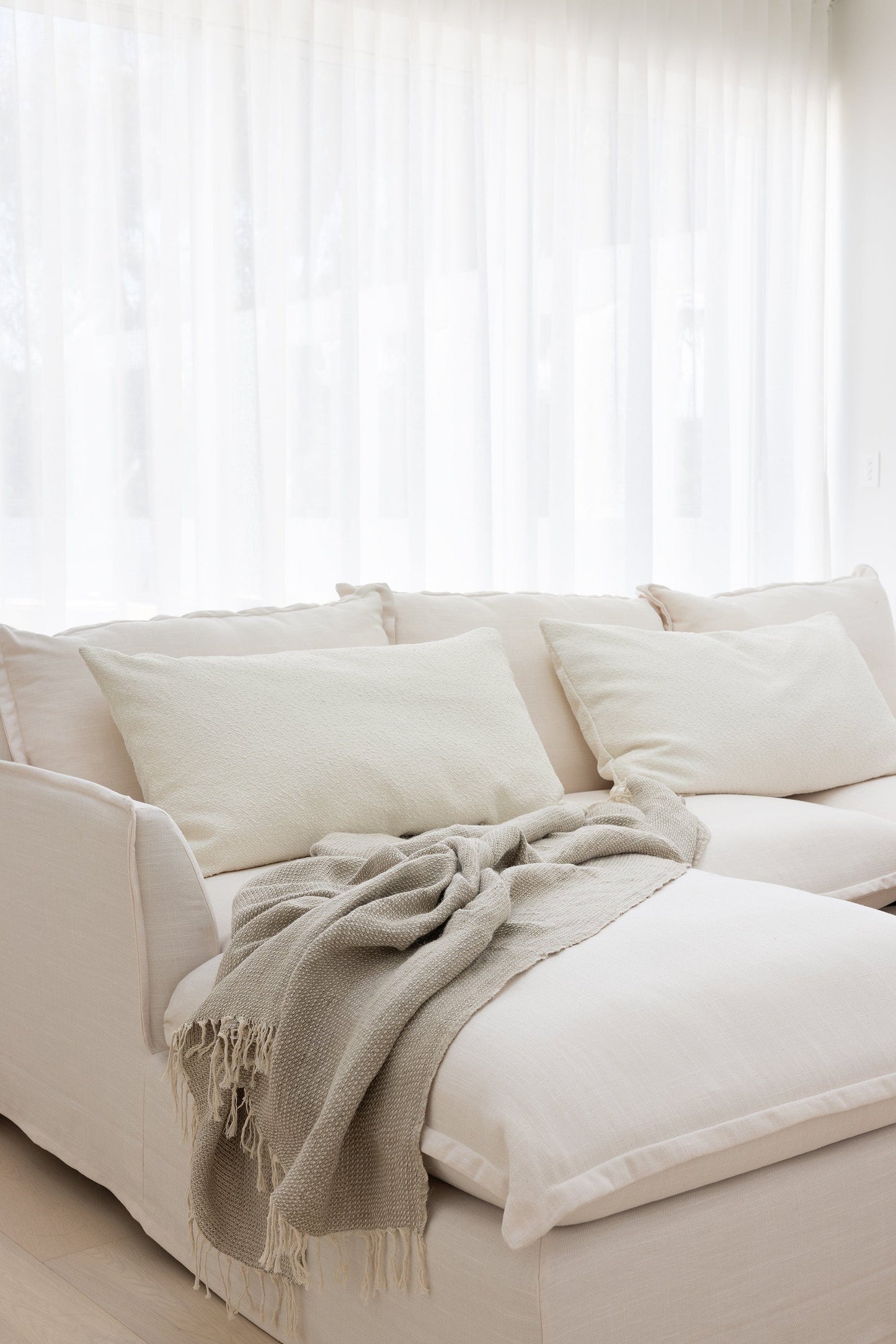 Uma Throw - Edle Kombination aus Naturleinen und Baumwolle