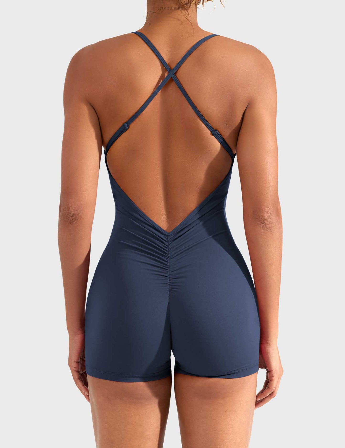 Ironfit Liza Jumpsuit mit V-Rücken